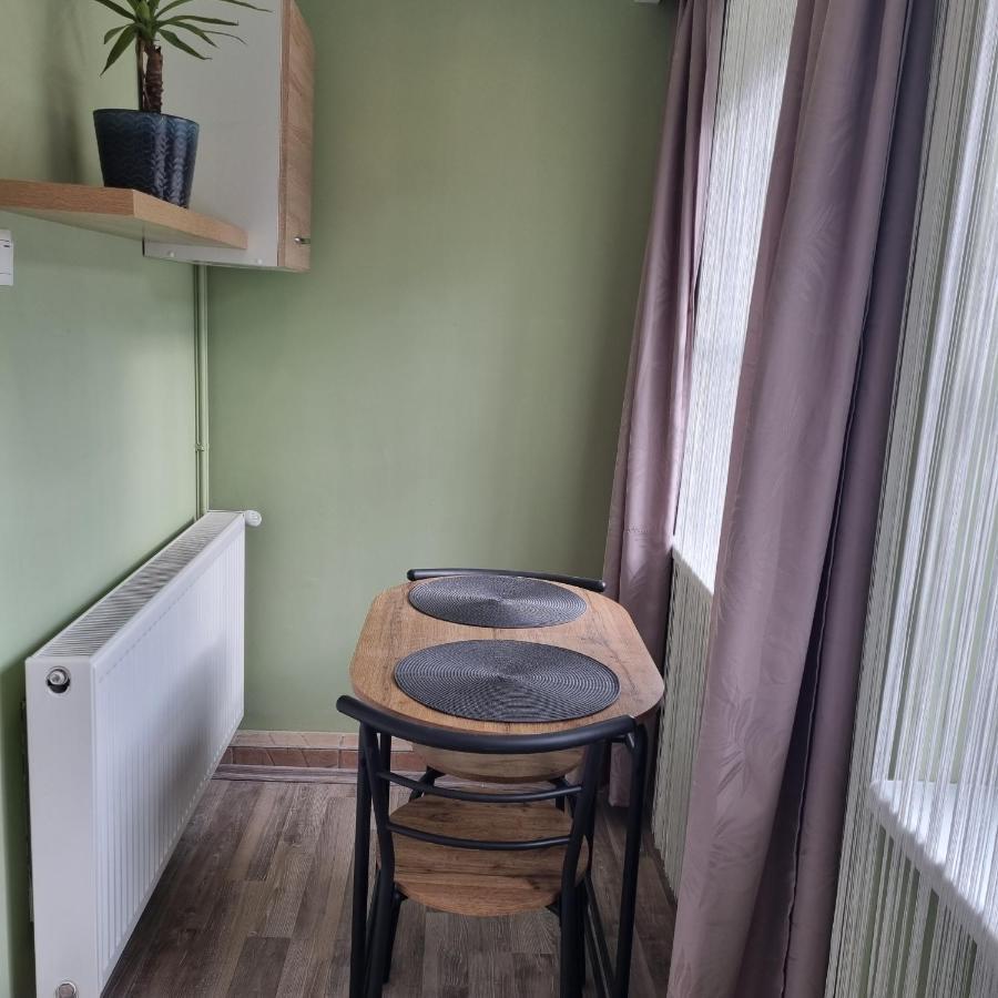 Belvarosi Pihenohaz Bekescsaba Buitenkant foto